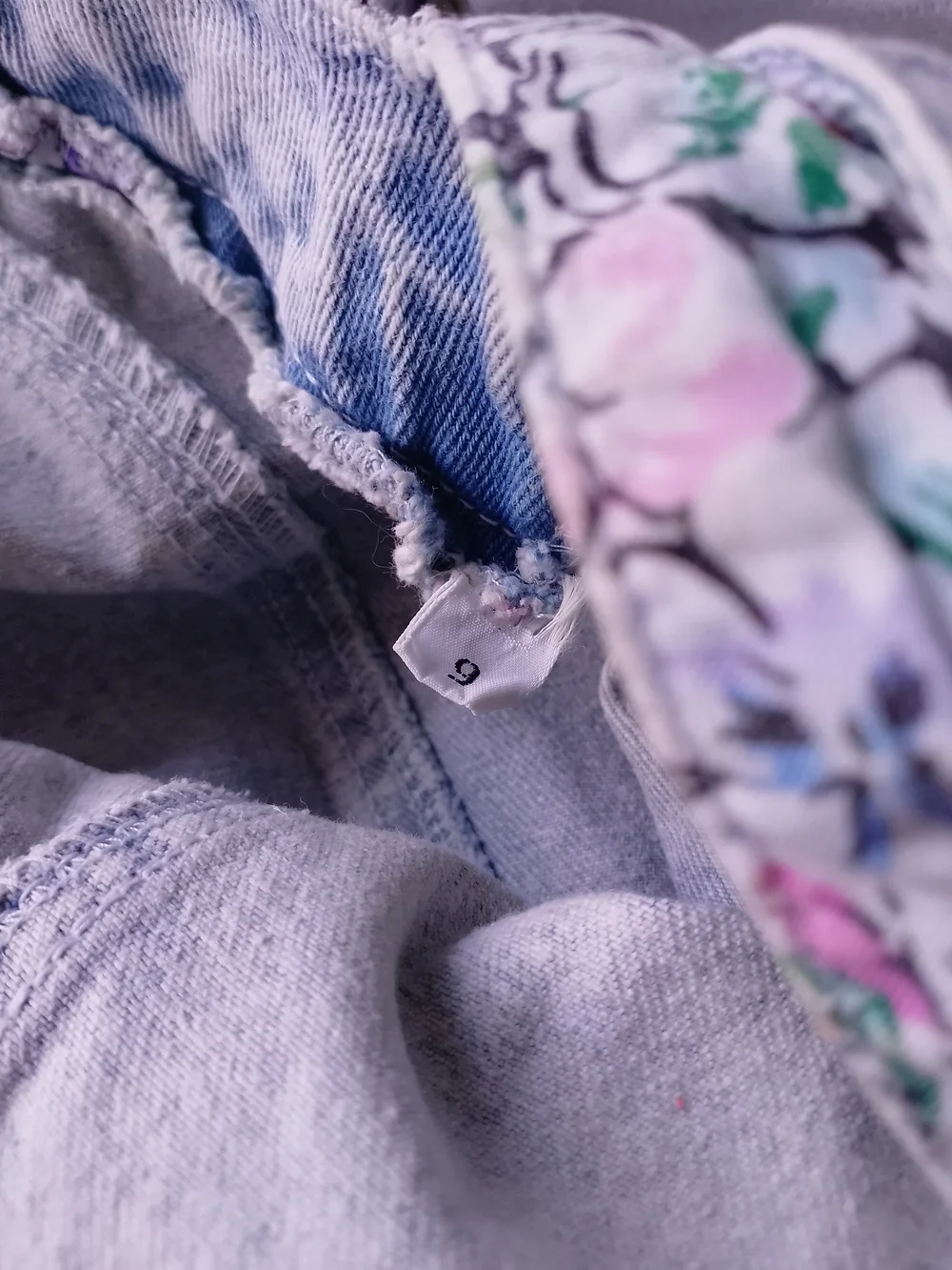 Vintage 80s 90s Acid Wash  Floral Ruffle Mini Short Dress - Picture 5 of 12